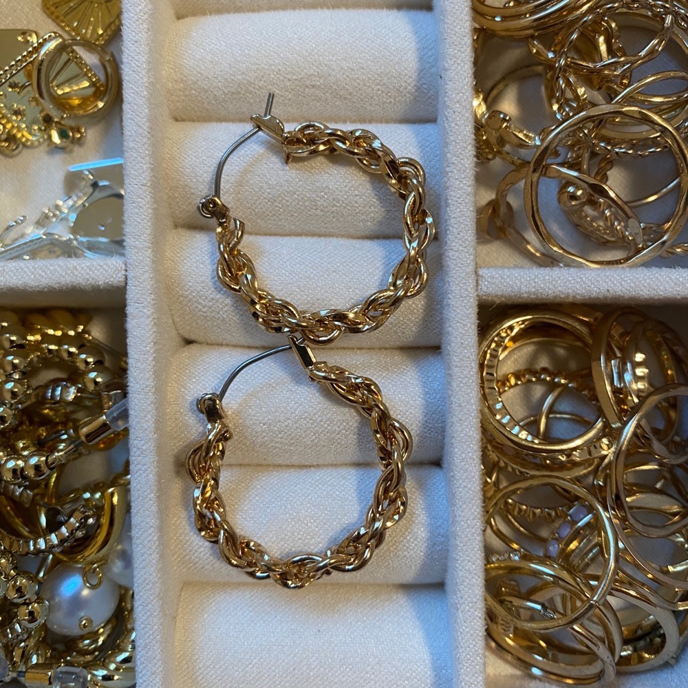 GOLD EARRINGS